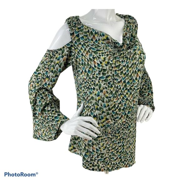 V by VANESSA WILLIAMS Tops - Vanessa Williams Blouse Womens Sz S Shirt Cold shoulder Flow Slv Asymmetrical
